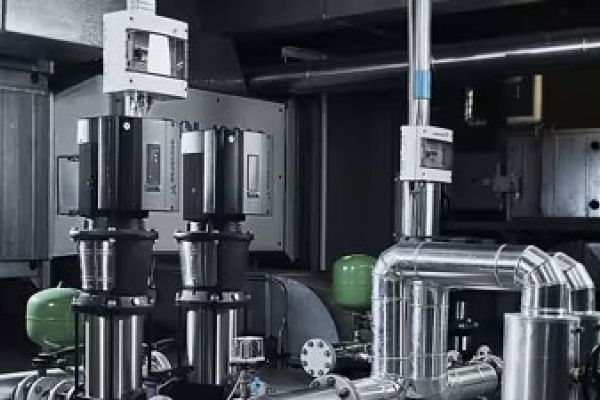Wir planen und bauen Ihre Pumpensysteme als autorisierter Grundfos Servicepartner in Bayern.